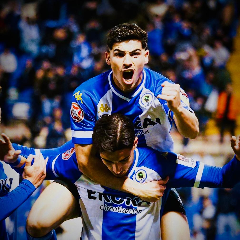 Nico celebra con rabia el 1-0 de Unai Ropero frente al Eldense en el Rico Pérez