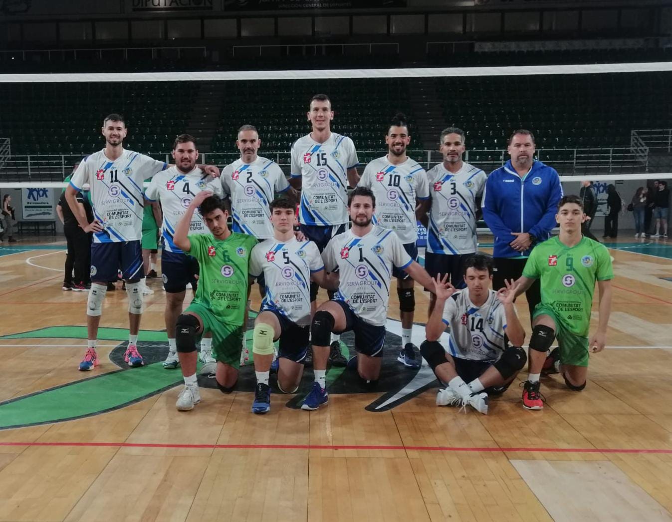 Imagen del equipo masculino en su visita a Extremadura