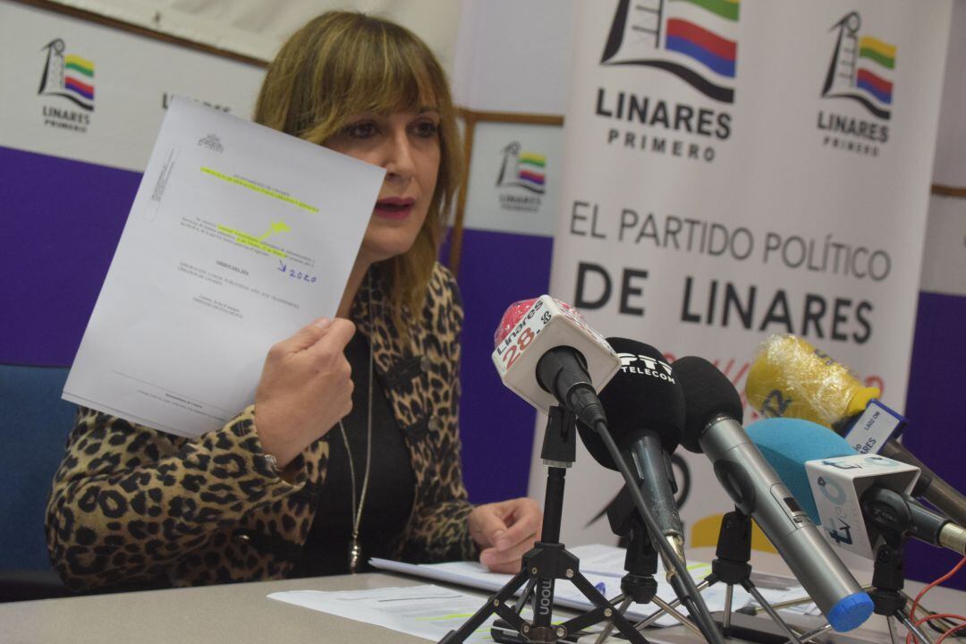 Juana Cruz, Linares Primero.