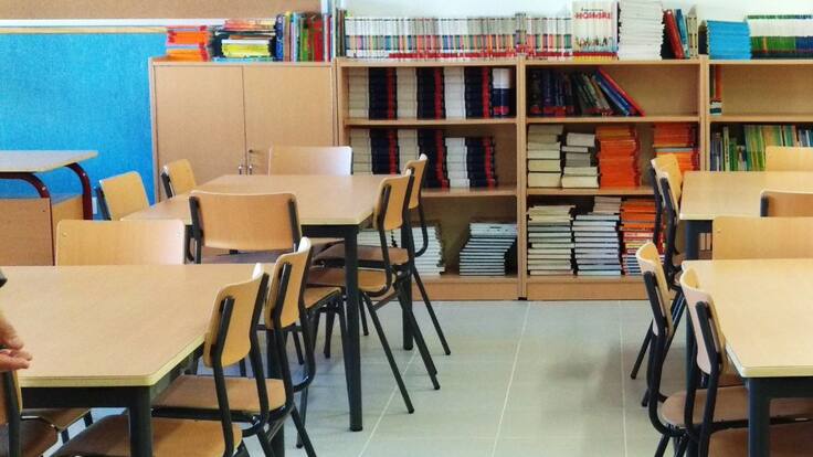 Continúa el problema de escolarización de una alumna en su colegio