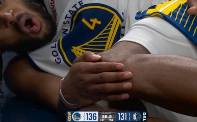 Moses Moody sufre una grave lesión durante el partido entre los Warriors y los Mavericks