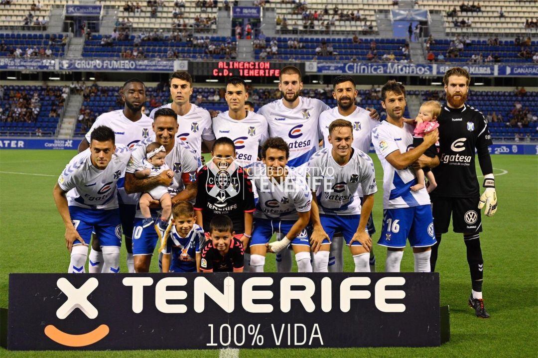 Alineación blanquiazul para el partido de presentación.