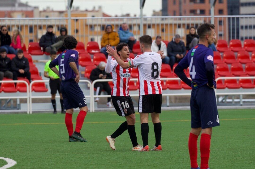 La UD Logroñés Promesas venció al CD Anguiano por 5-0 / @CanteraUDLog