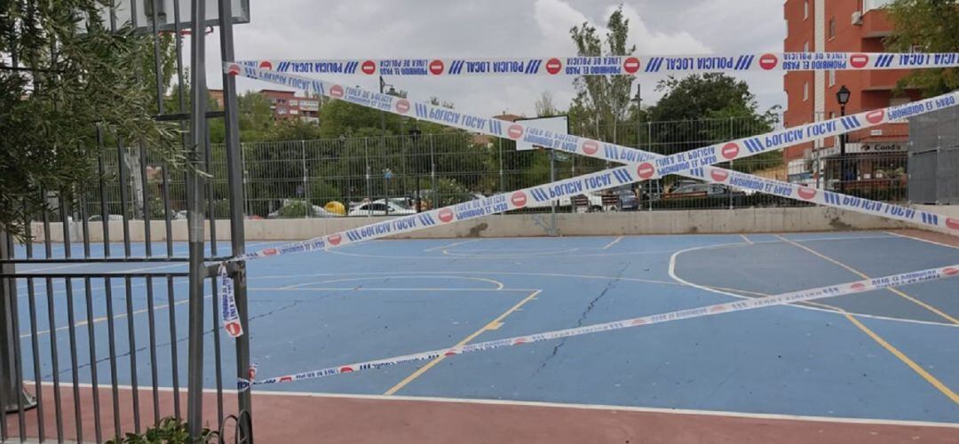 Defienden que prolongar esta restricción durante mucho más tiempo podría resultar negativo al impedir el derecho al juego al aire libre de los más pequeños