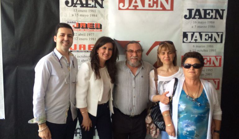 María Inmaculada Pastrana(d) en la entrega de los premios &#039;Periodista Jóven&#039;