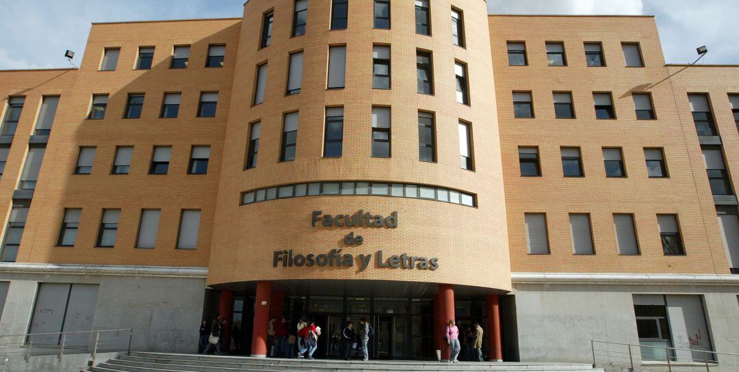 Facultad de Filosofía y Letras
