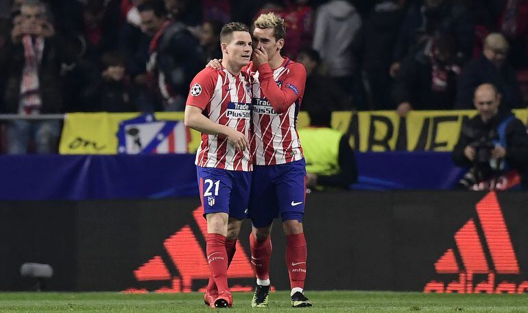 Gameiro y Griezmann, en el partido de Champions ante la Roma en el Wanda Metropolitano.