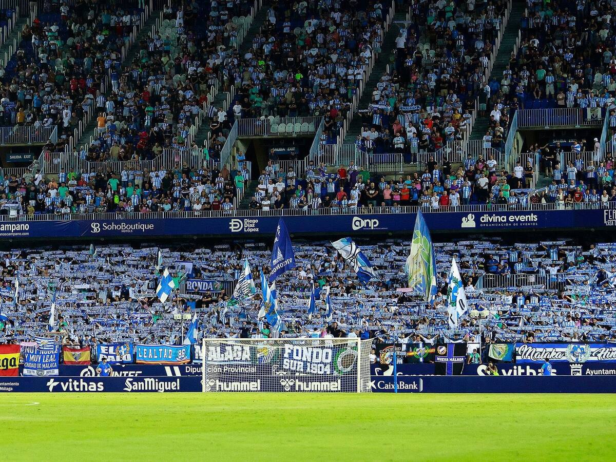 La peña Fondo Sur 1904 señala al administrador judicial del Málaga y hará una huelga de animación