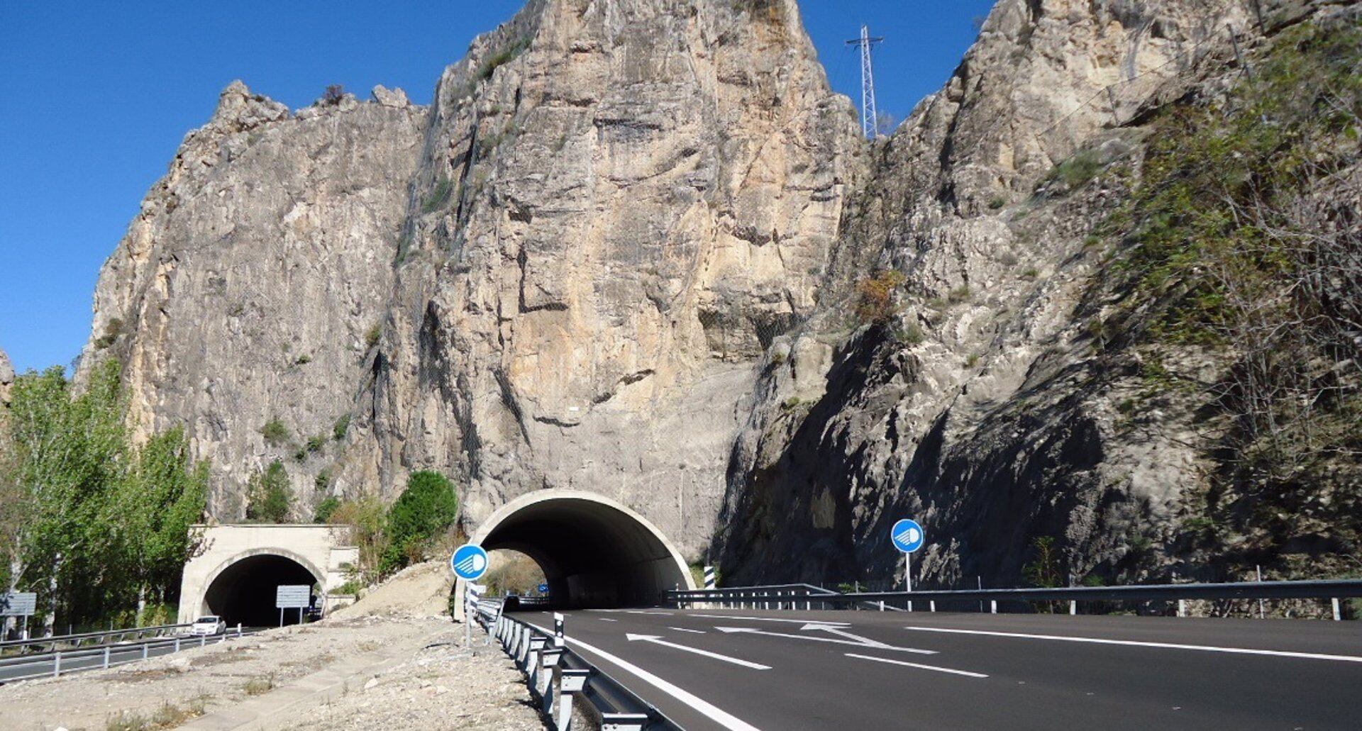 Túneles de Santa Lucía, en la A-44