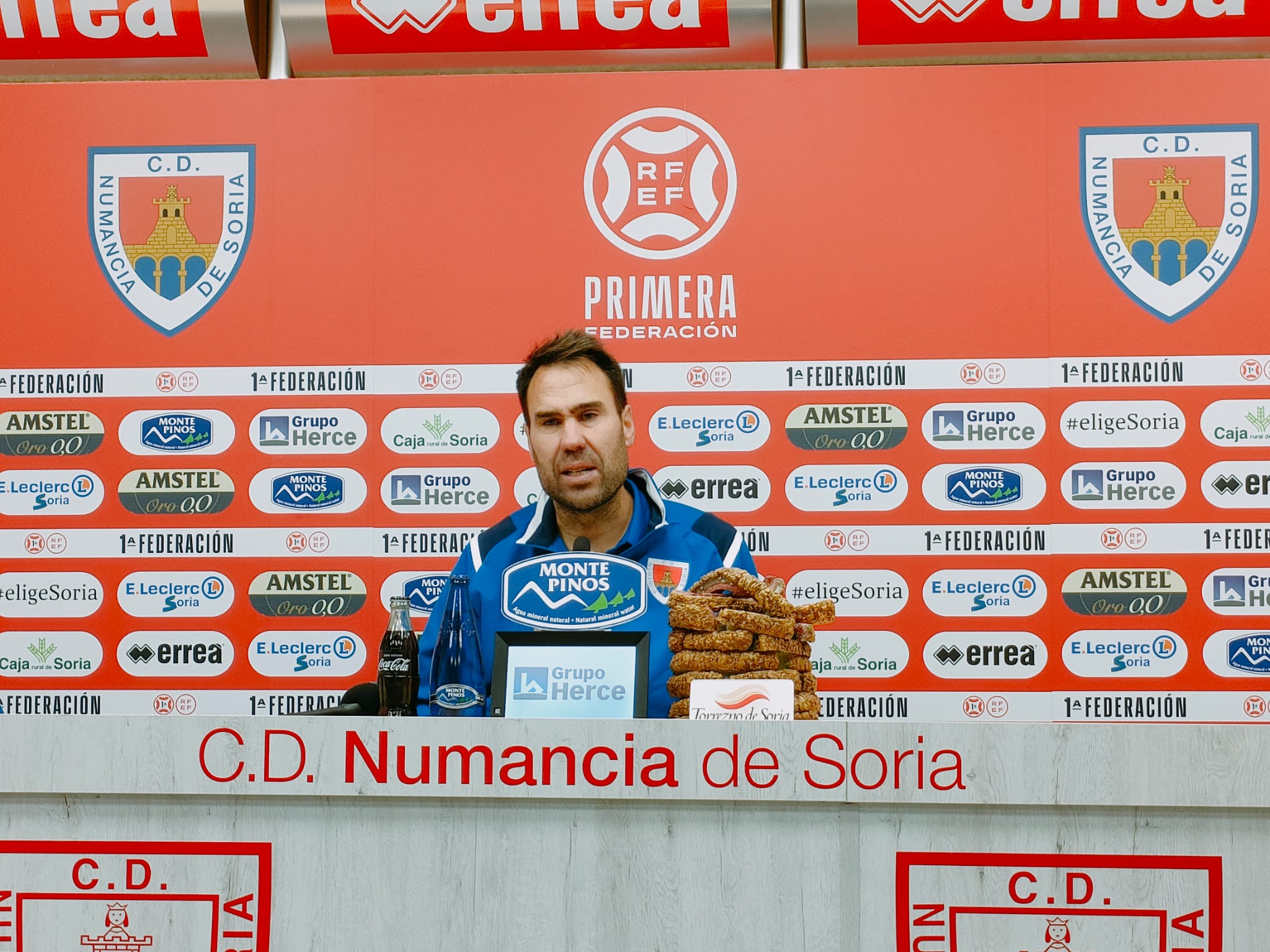 Iñaki Bea, entrenador del Numancia, en rueda de prensa.