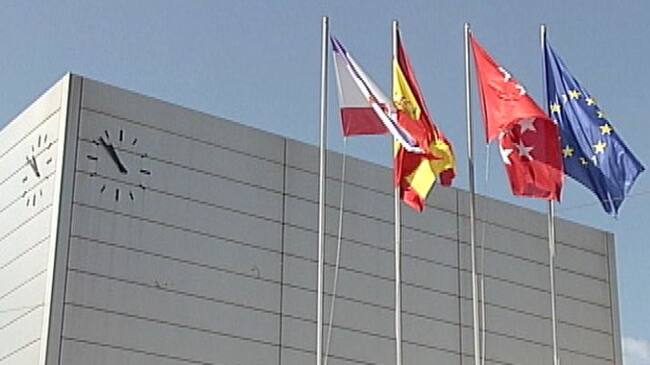 Fachada del ayuntamiento de Tres Cantos