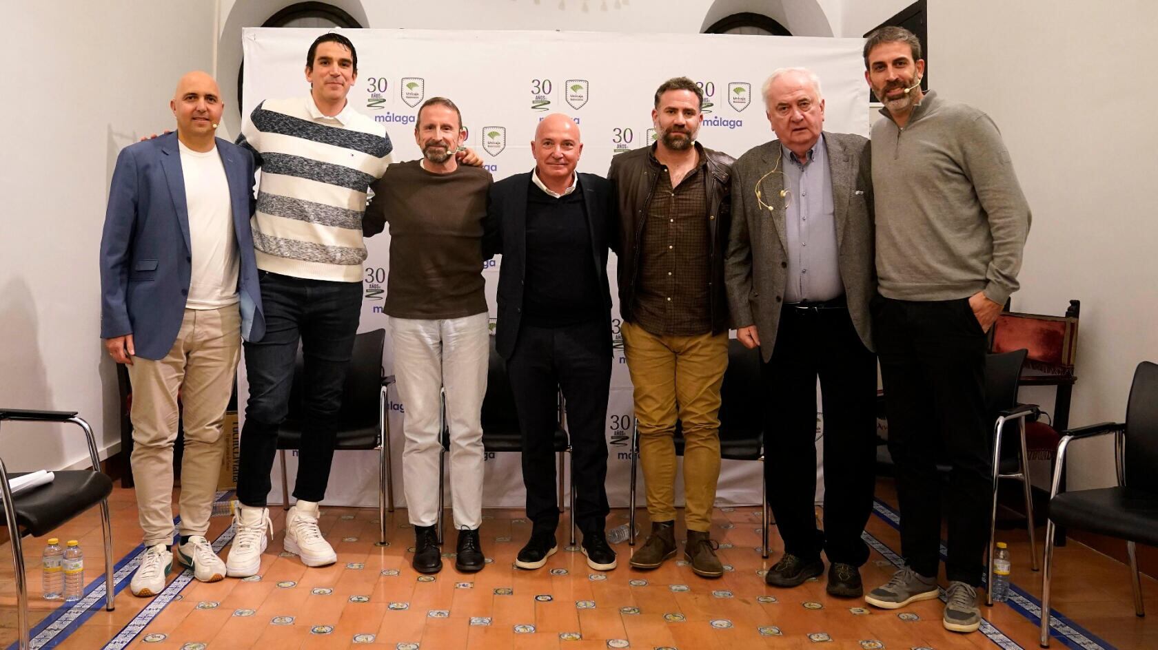 Emilio Guerrero, Carlos Suárez, Joan Plaza, Antonio Jesús López Nieto, Carlos Cabezas, Bozidar Maljkovic y Berni Rodríguez, estuvieron en la la mesa redonda ‘Los títulos: una época dorada’