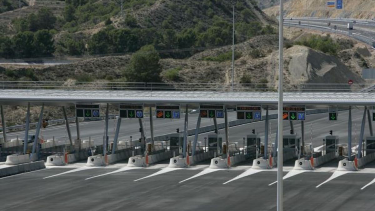 Repartir el tráfico entre las dos autovías de Alicante