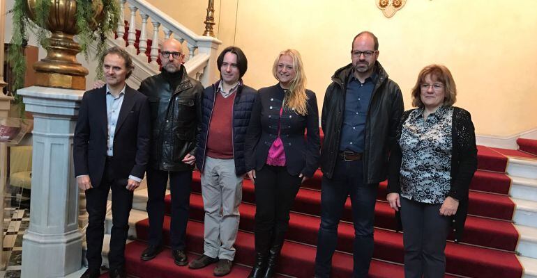 Els responsables de la Capital de la Cultura Catalana, de l'Ajuntament de Reus i dels espectacles, durant la compareixença als mitjans de presentació dels actes.