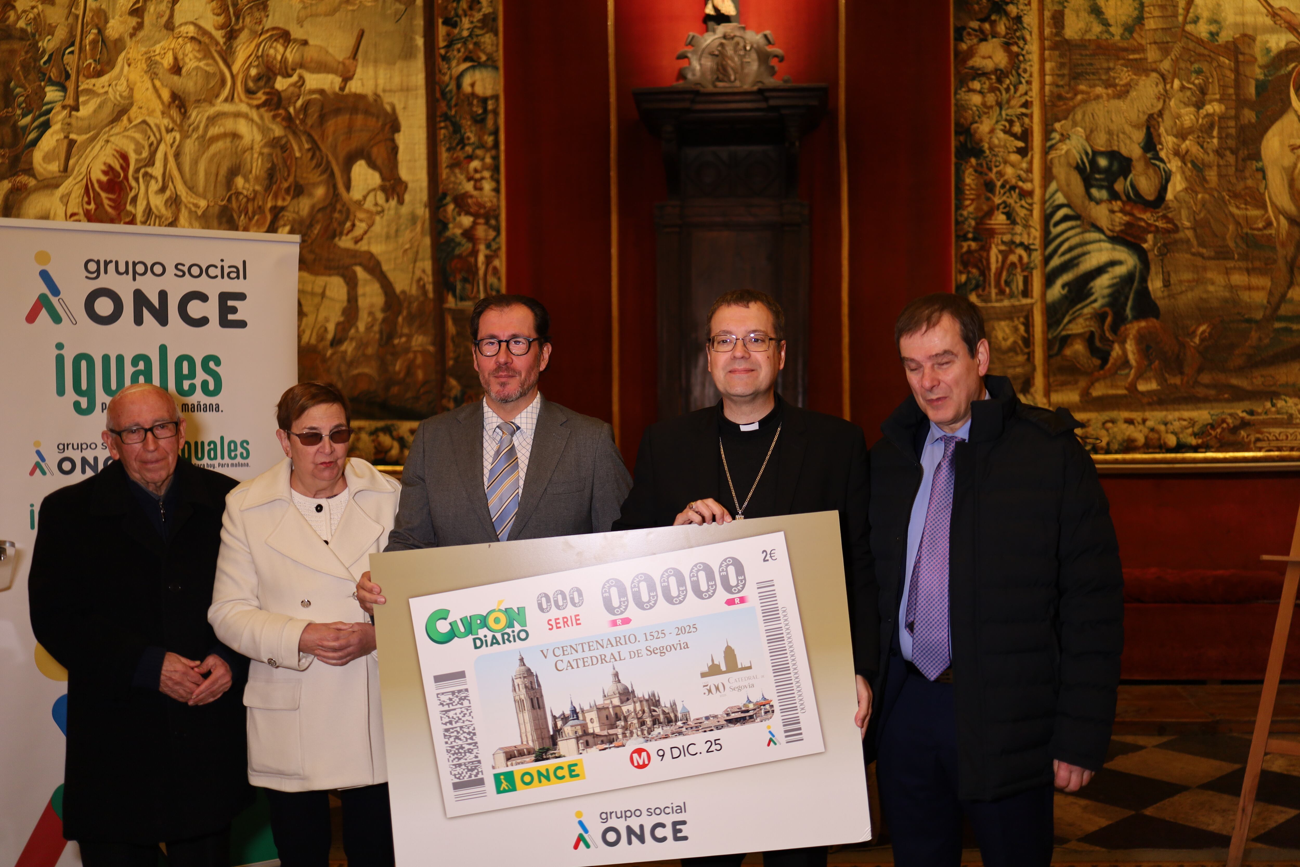 Presentación del cupón de la ONCE dedicado al V Centenario de la Catedral de Segovia