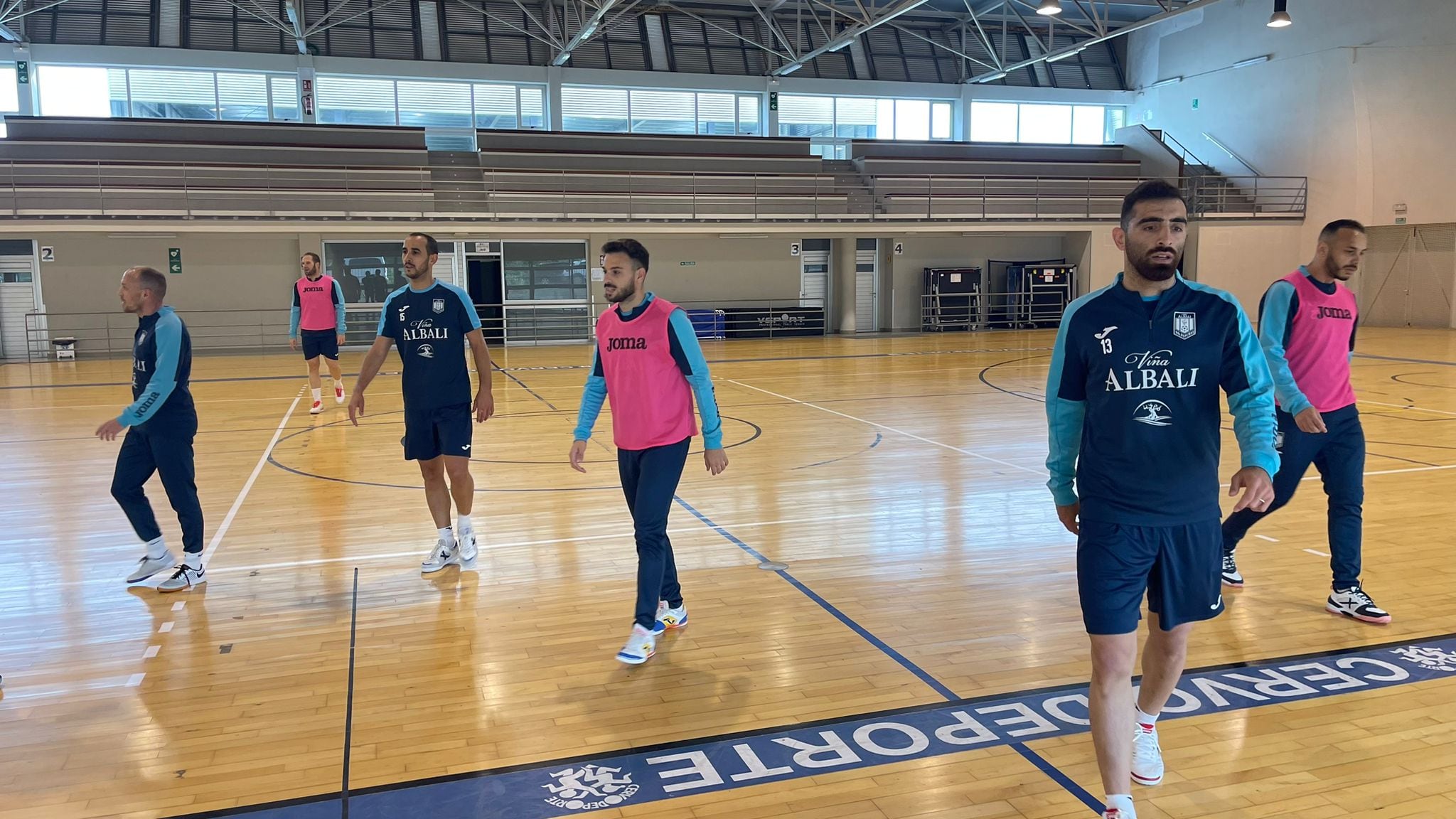 Imagen de archivo de los entrenamientos del Viña Albali Valdepeñas antes de enfrentarse al Burela en Copa del Rey