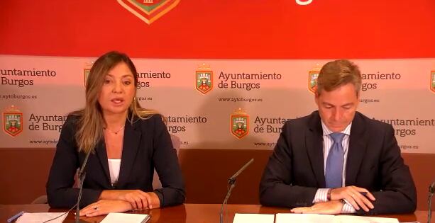 Carolina Blasco y César Barriada durante la rueda de prensa