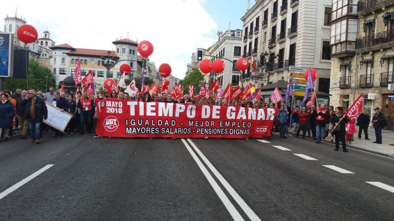 Cabecera de la manifestación en Santander. 