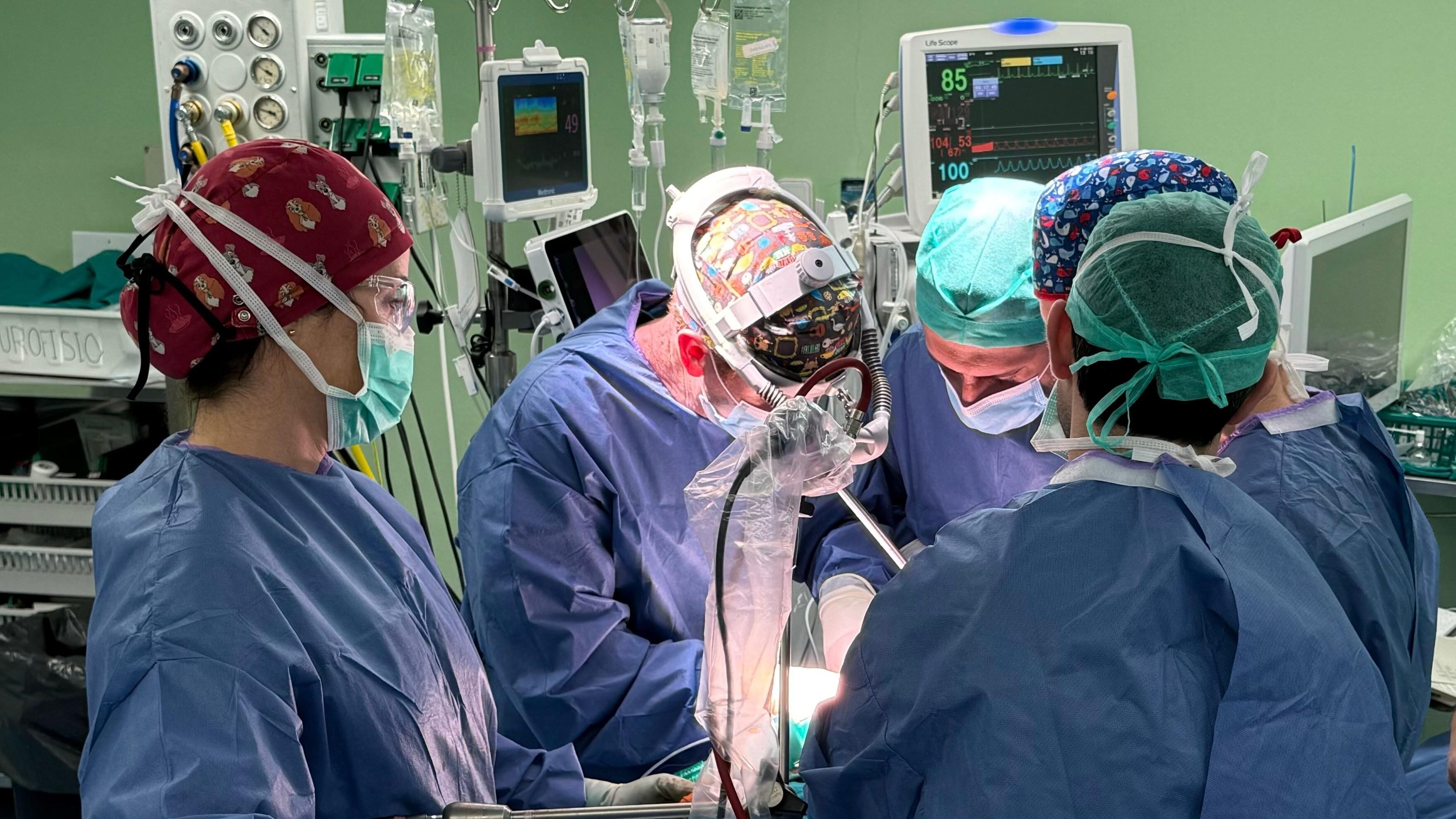 El Hospital Doctor Balmis introduce una nueva técnica con prótesis 3D / H.D.B