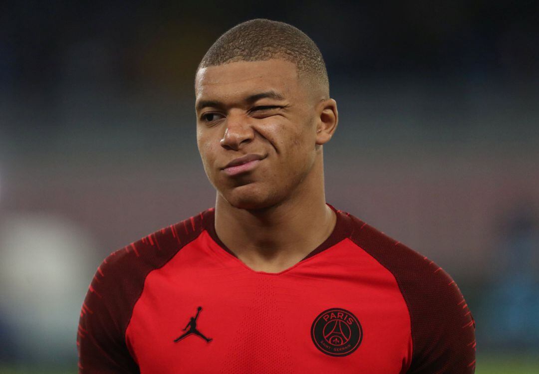 Mbappé, durante un entrenamiento con el PSG
