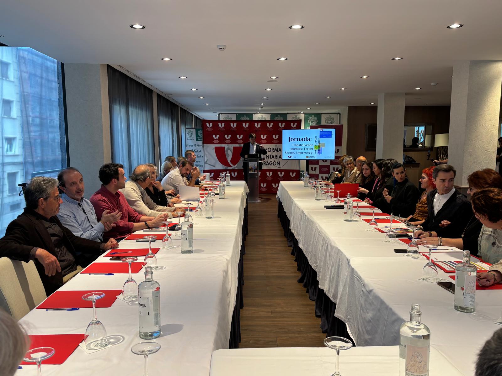 Un momento de la Jornada &quot;Construyendo puentes: Tercer Sector, empresas y voluntario corporativo&quot;