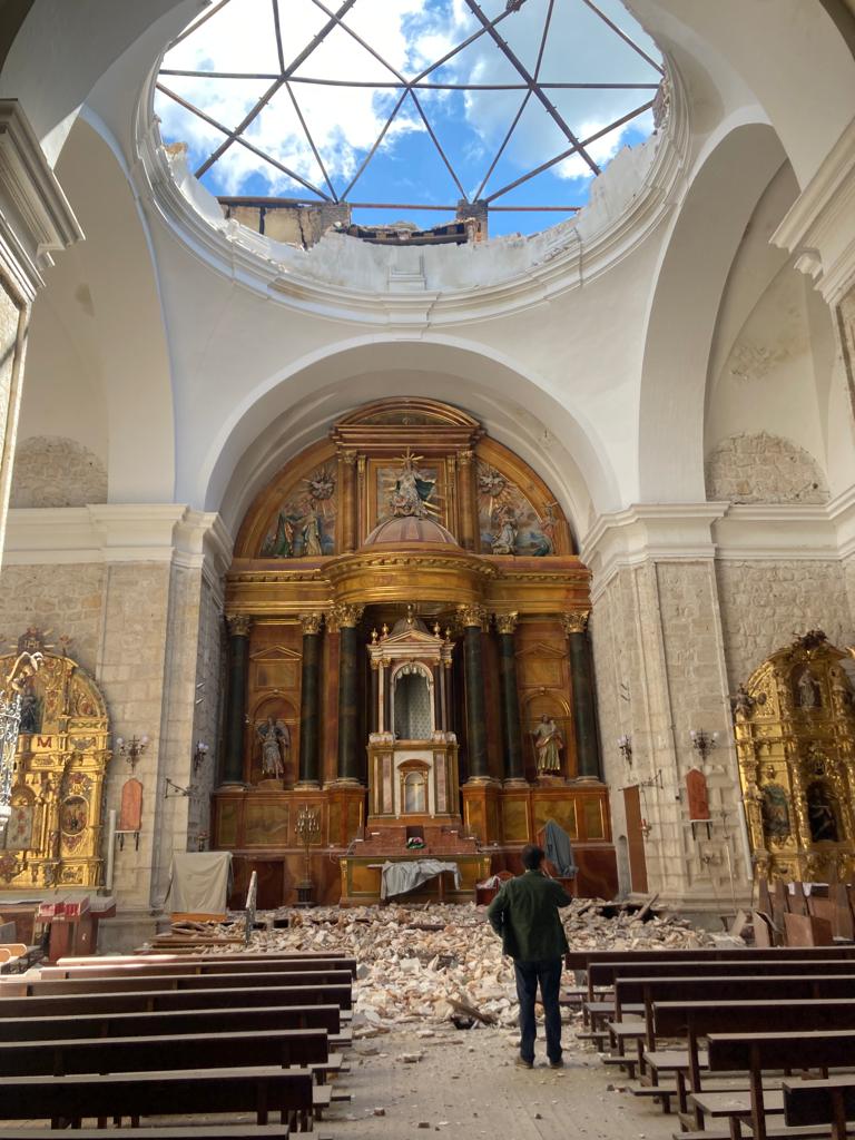 La cúpula del Monasterio de Alconada se derrumba