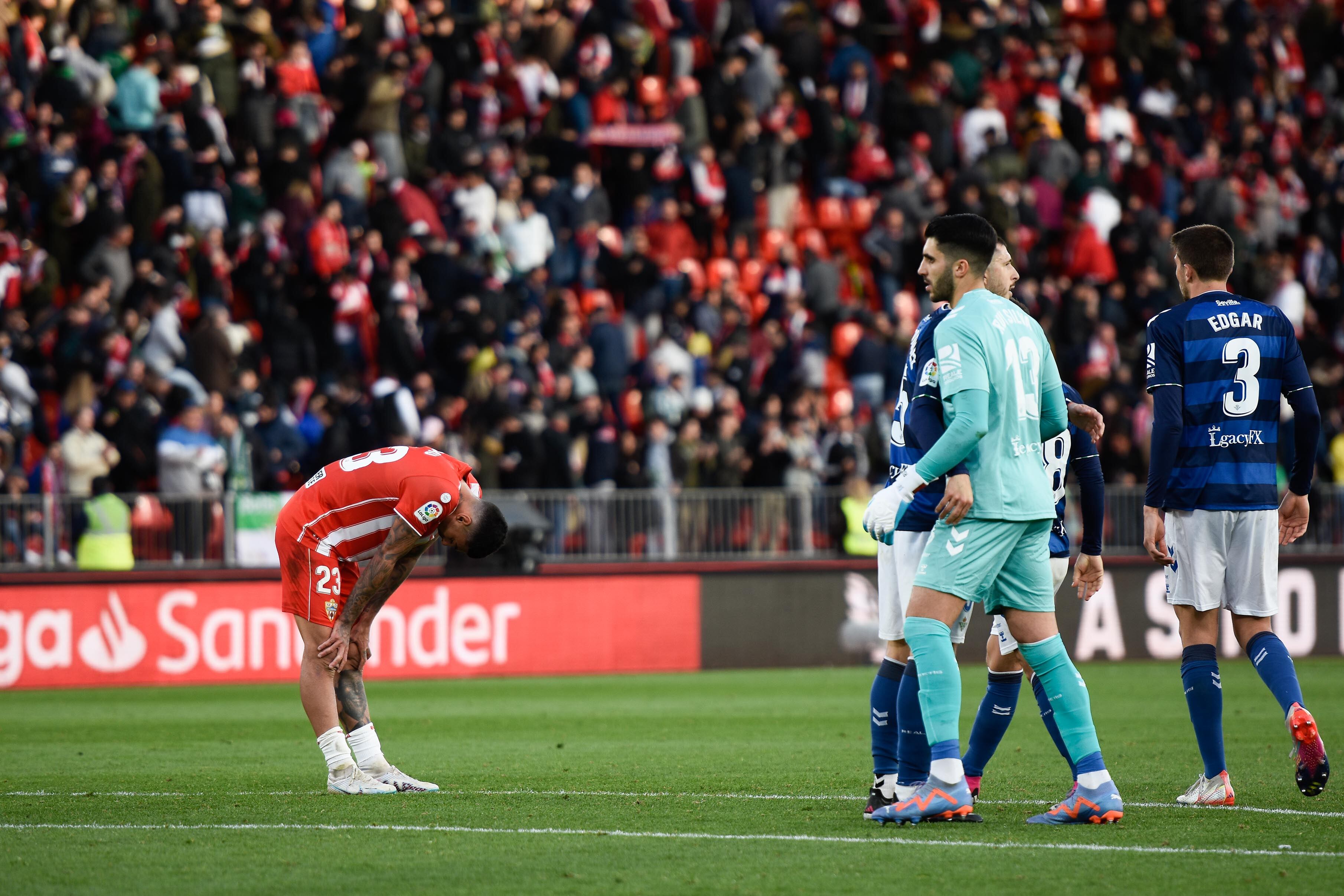 Samú se lamenta de la derrota contra el Betis.