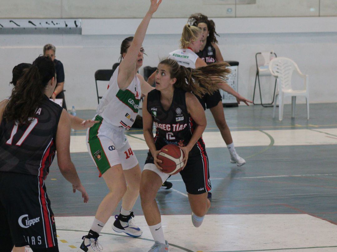 Carolina Mateo en uno de los partidos de la temporada recién finalizada.
