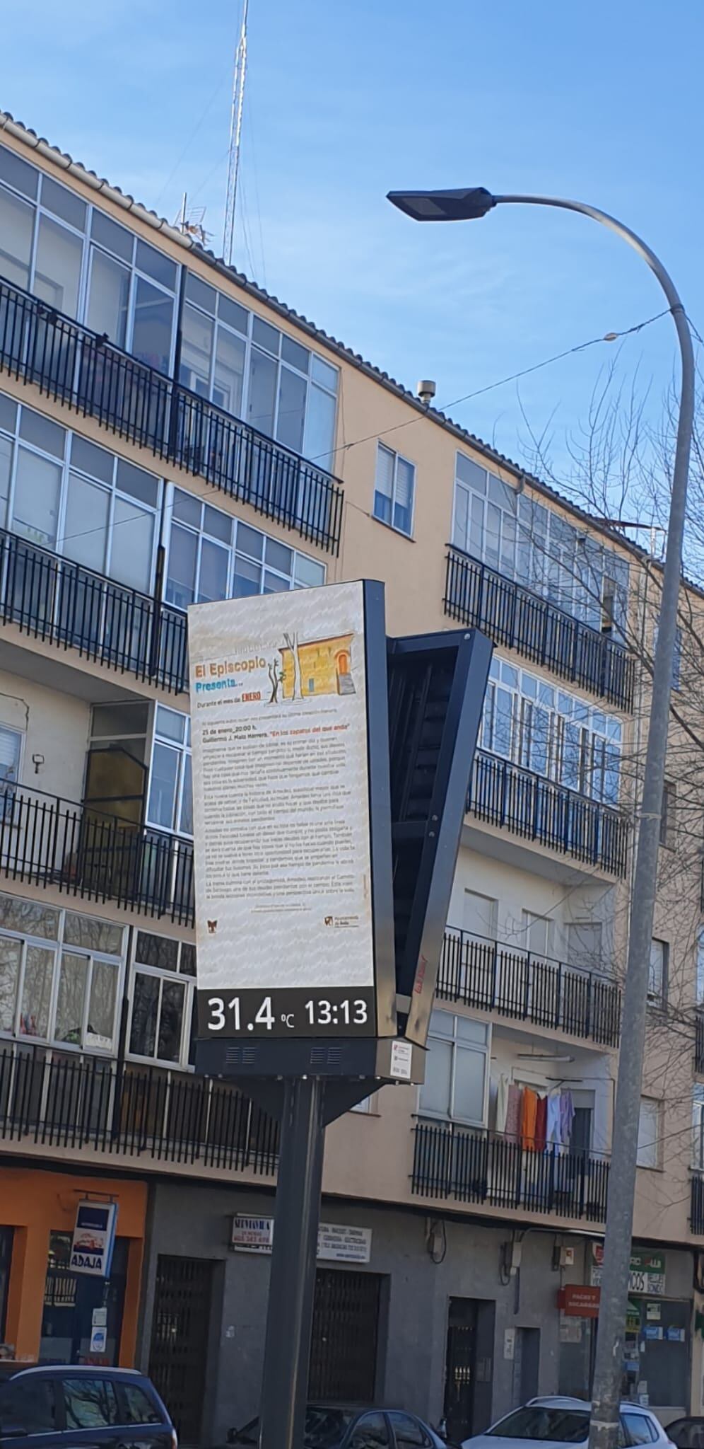 Panel en la Avenida de la Inmaculada con 31,4ºC el 19 de enero pasado