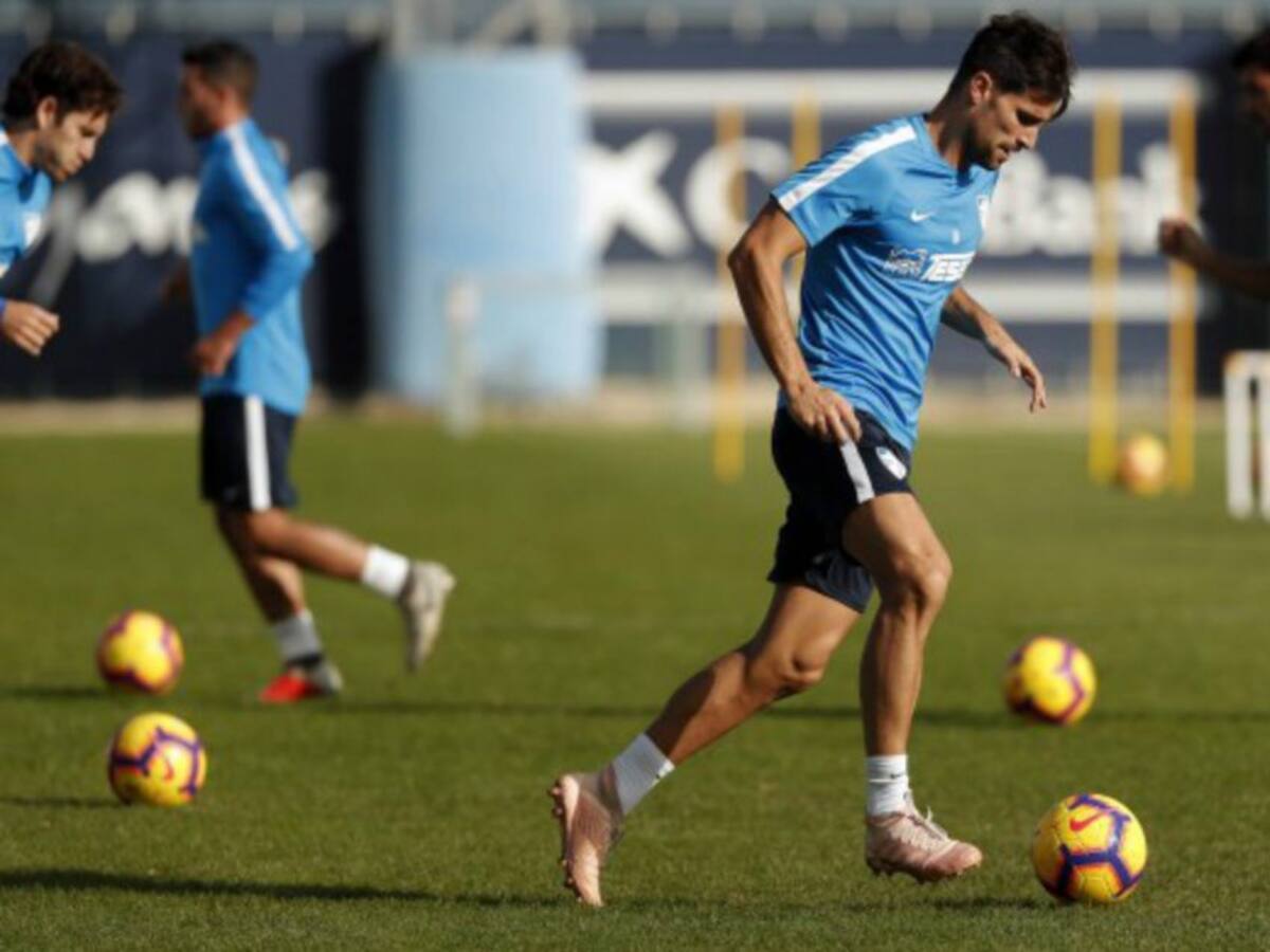 Adrián se rompe para un mes