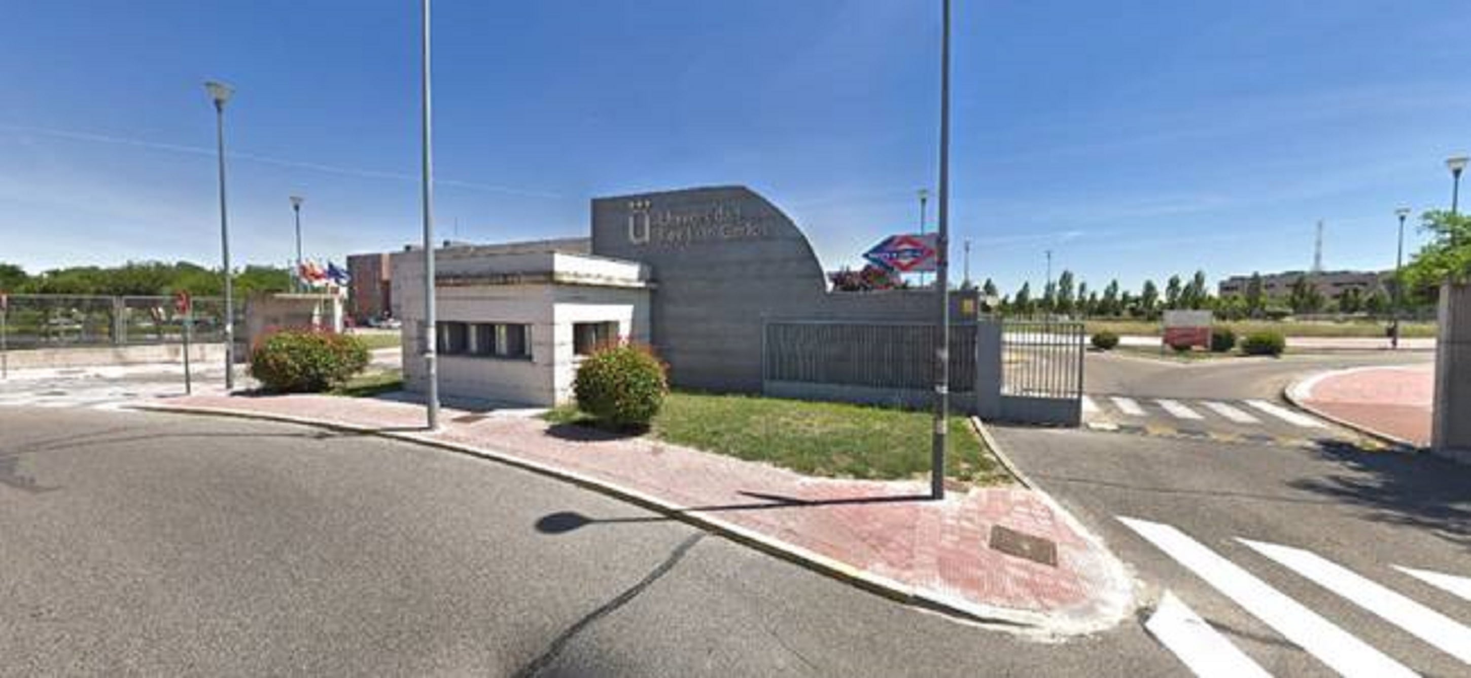 Entrada a la Universidad Rey Juan Carlos en Fuenlabrada.