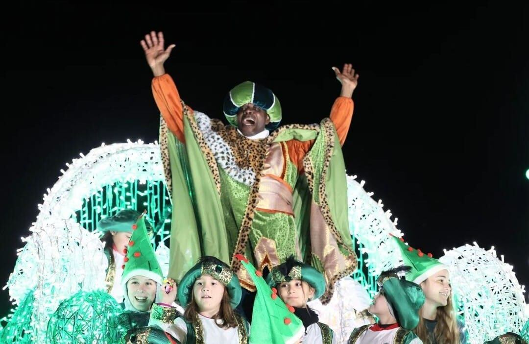 El Rey Baltasar en la Cabalgata de Reyes Magos de Arroyomolinos