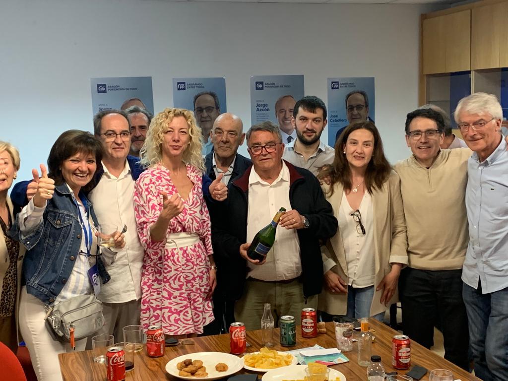 El PP celebrando un ascenso electoral histórico. 28M 2023