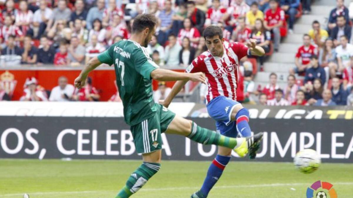 Abelardo se cabrea con Carlos Castro