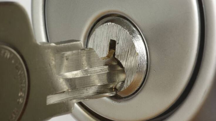 Mesa de España: Vuelve de vacaciones y se encuentra su casa ‘okupada’