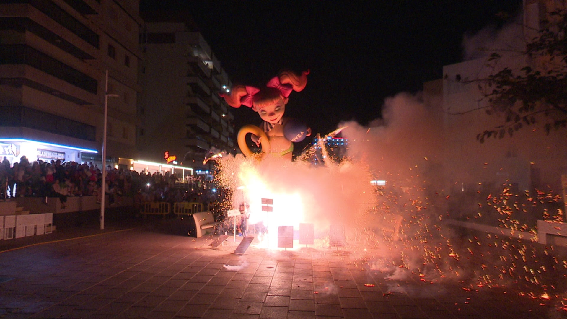 Cremà de la Falla Turística de la Playa de Gandia