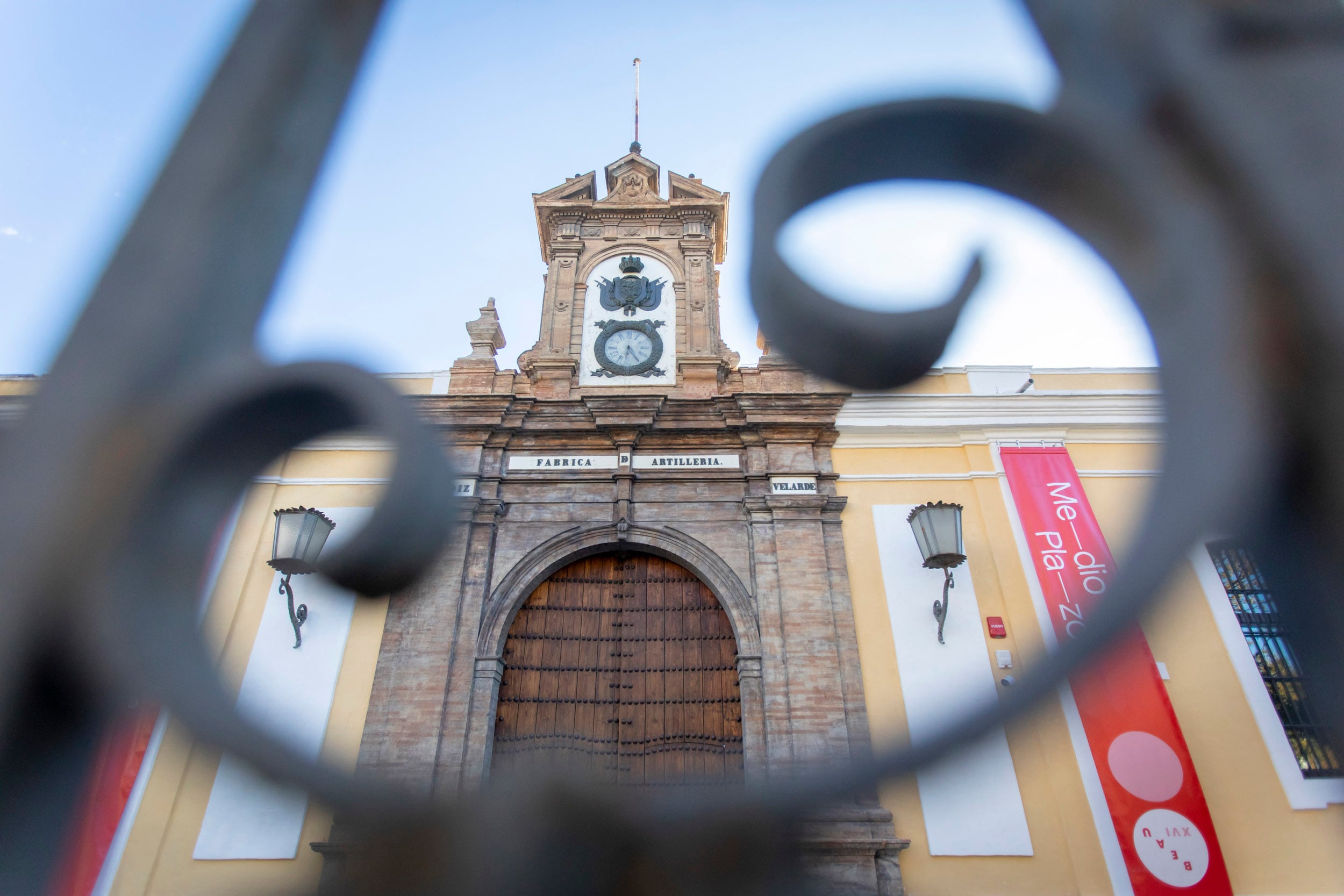 Fachada de La Real Fábrica de Artillería de Sevilla