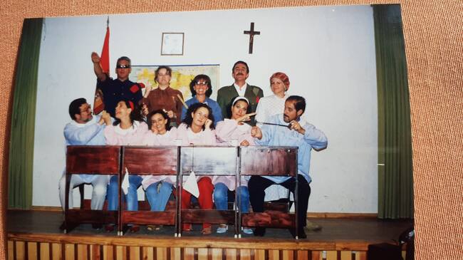 Con Cartel, en "El Florido pensil"