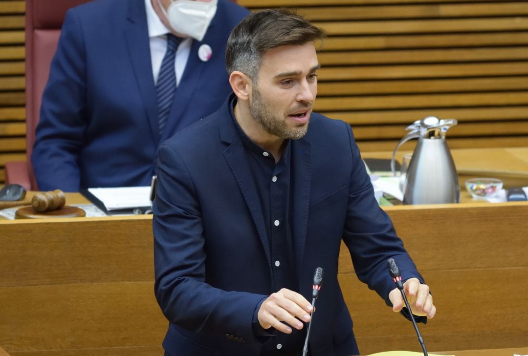 Fran Ferri en el pleno de Les Corts del pasado 25 de noviembre. 