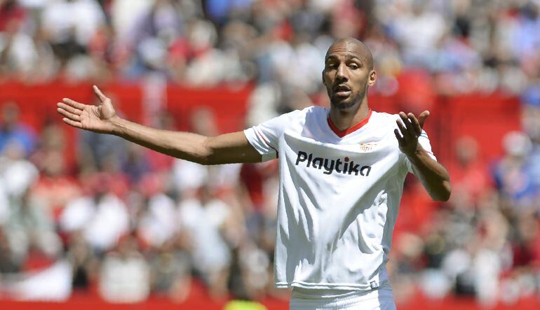 Steven N&#039;Zonzi, en un partido con el Sevilla.