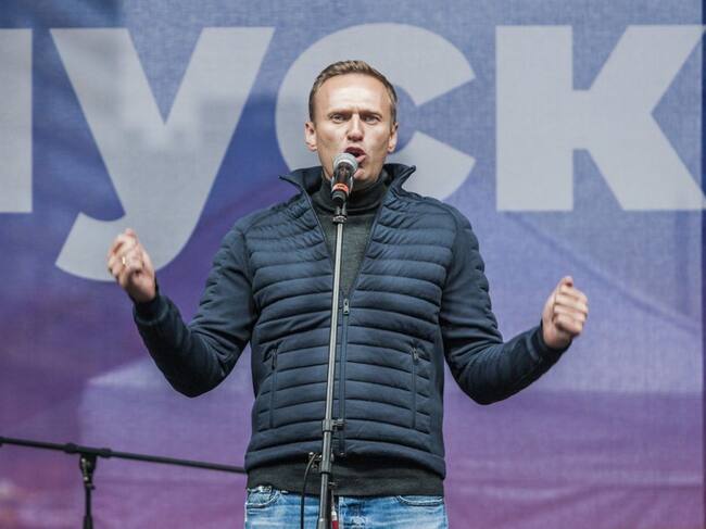 Alexei Navalni en una manifestación