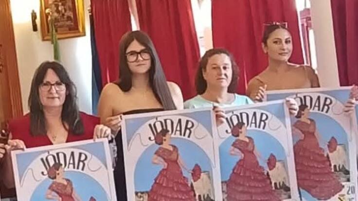 La joven artista galduriense, María Jiménez, autora del cartel y portada del libro de la Feria de Jódar 2025