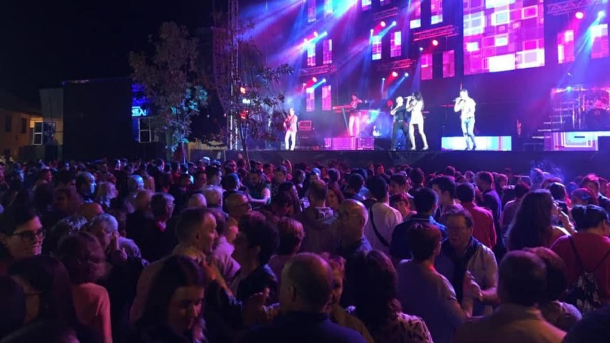 León se resigna a un verano sin verbenas (28/04/2020)