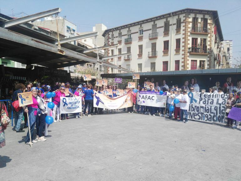 Momento de la manfiestación en la Plaza 25 de mayo 