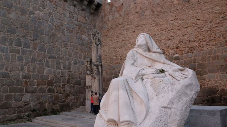 Viaje en busca de los restos de Santa Teresa de Ávila