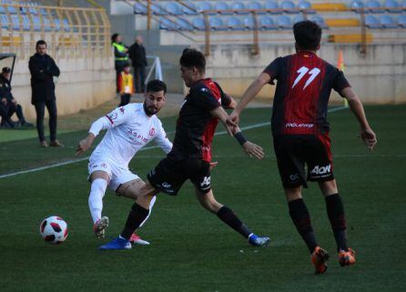 Saúl abrió el marcador en el Reino