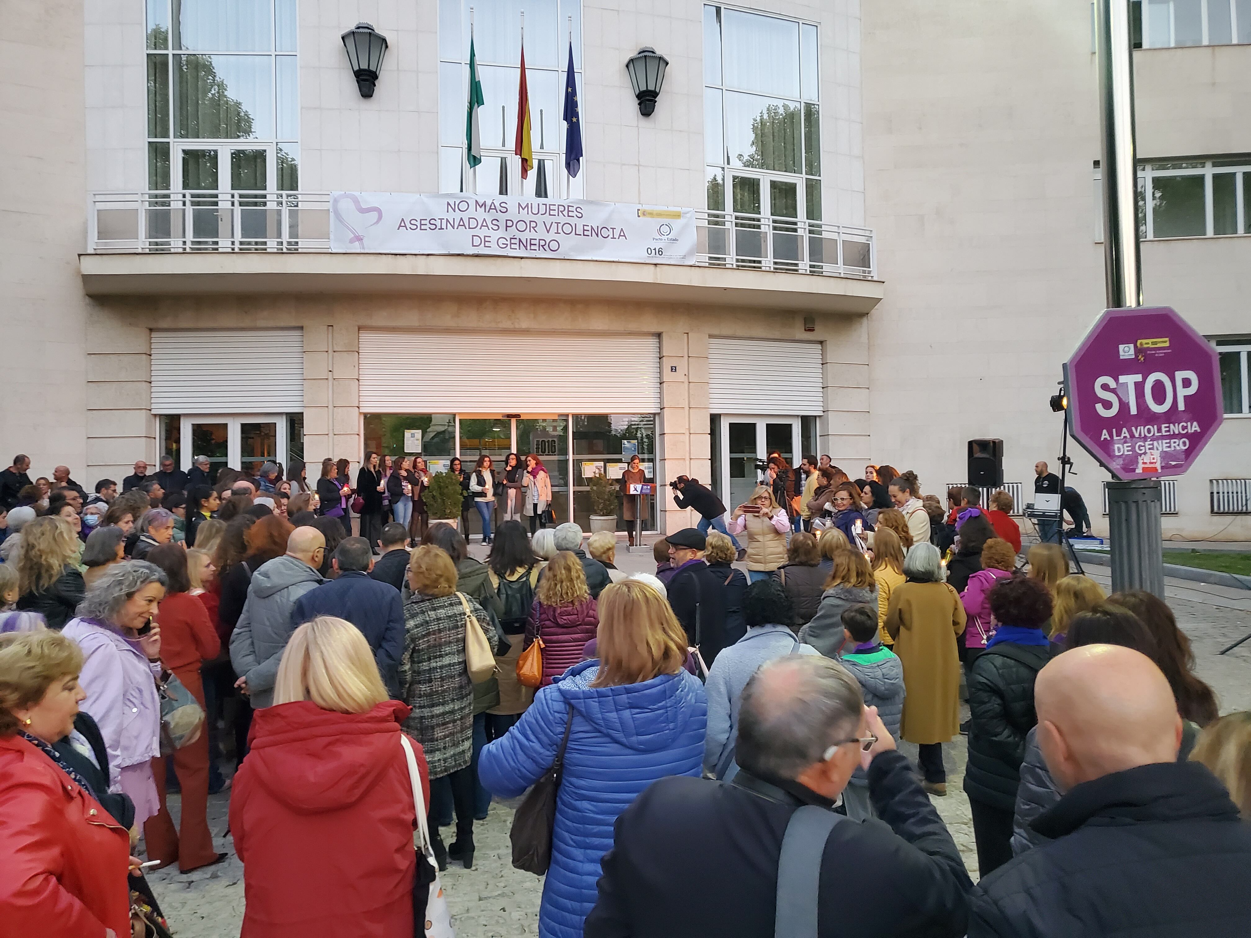 Concentración 25 N.