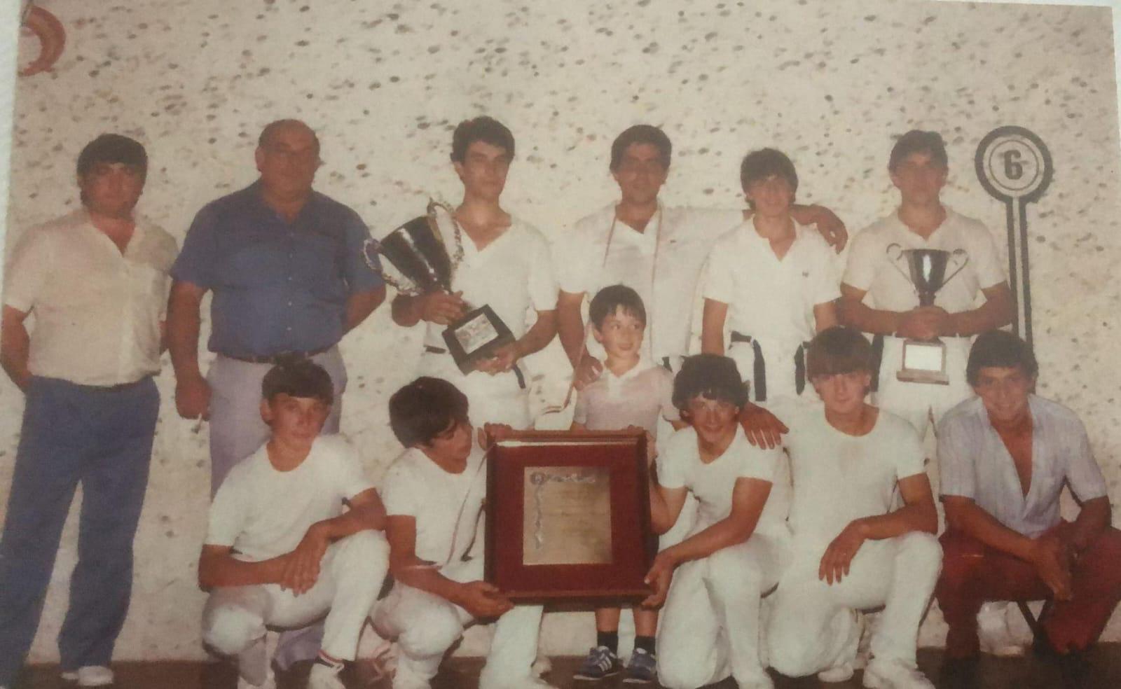 Imagen de los ganadores del torneo Interpueblos de pelota disputado en La Rioja | Fundación Caja Rioja