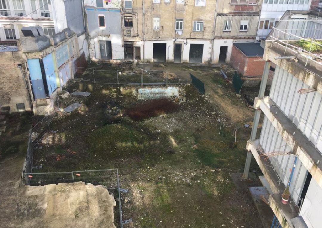 Estado del patio interior de la manzana de San Prudencio, Dato y General Álava a finales de 2020