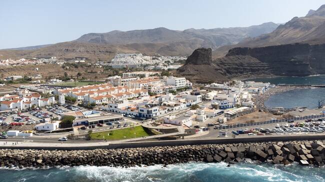 Vista aérea del centro del municipio de Agaete, ubicado en el norte de la isla de Gran Canaria